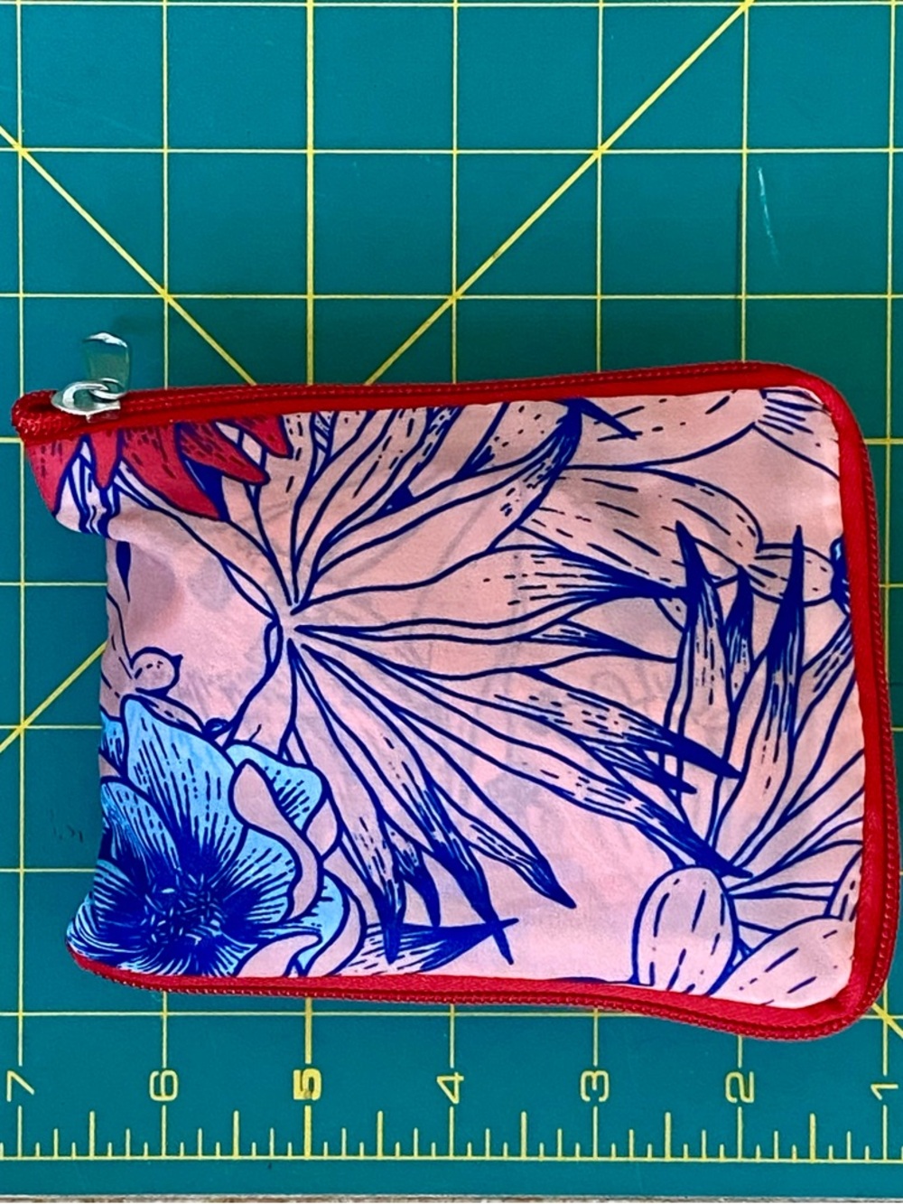 Starbucks Reusable, Packable Pouch, Tote. 2019 Pink Cactus Print - Picture 2 of 10